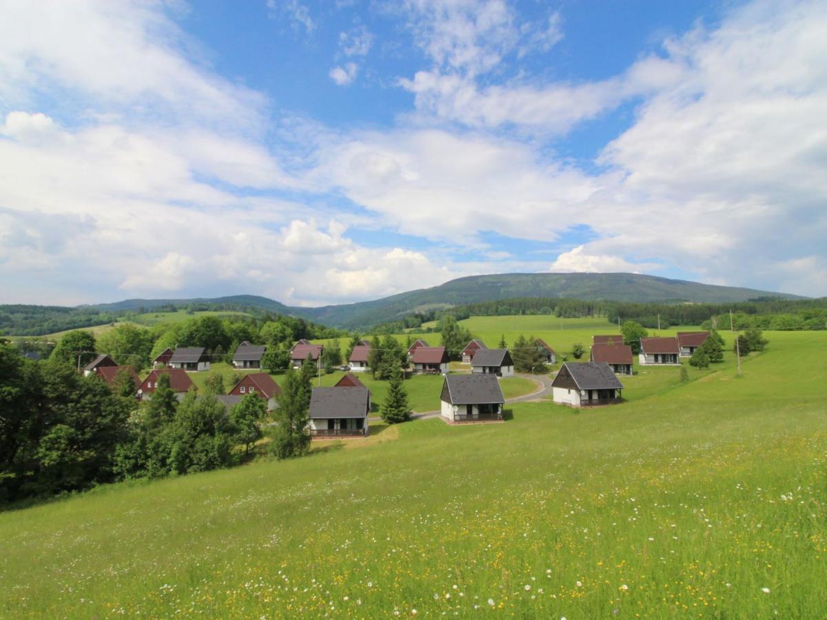 Holiday Home Holiday Hill 42 By Interhome Cista  Extérieur photo